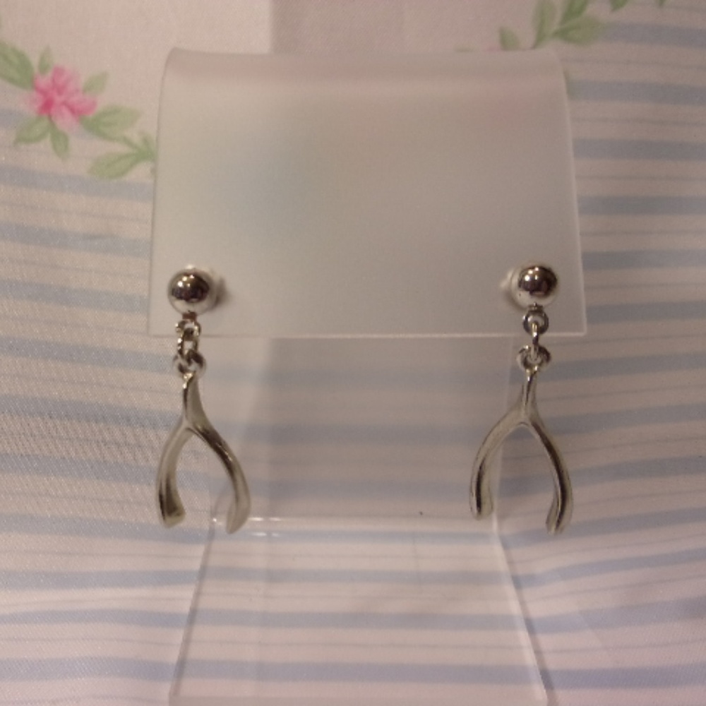 Mod Style Silver Tone Wishbone Pierced Earrings Vintage